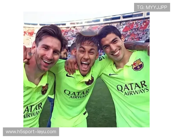 苏亚雷斯宣布退役！内马尔深情致敬：你是乌拉圭足坛永远的传奇