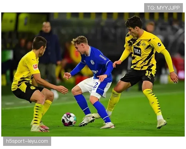 德甲新星闪耀赛场，青春风暴席卷联赛引关注