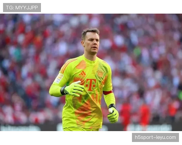 诺伊尔技术细节曝光：提升守门员反应与判断力的关键策略引关注