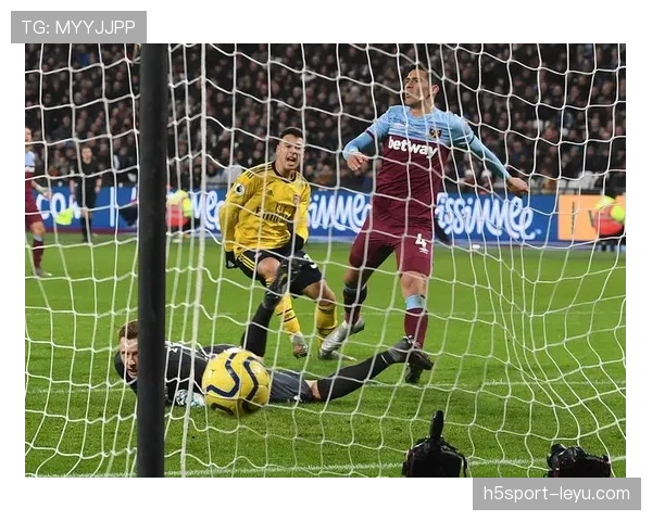 西汉姆联迎新帅佩莱格里尼,铁锤帮重振雄风迎来关键转折 西汉姆联迎新帅佩莱格里尼,铁锤帮重振雄风迎来关键转折