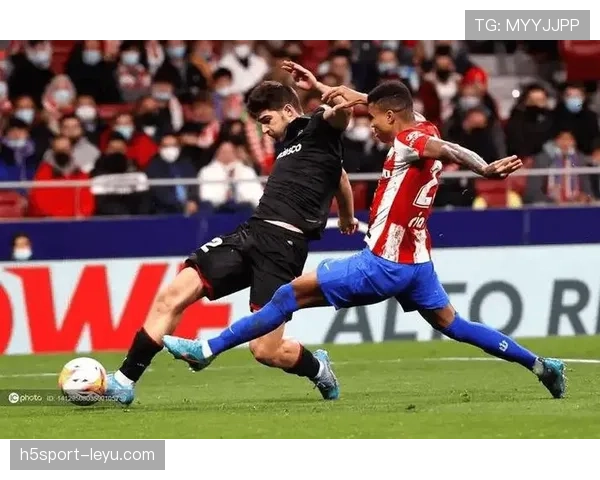 莱万特球员状态回暖，强势助力球队逆转取胜